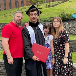 Meet your Posher, Anthony